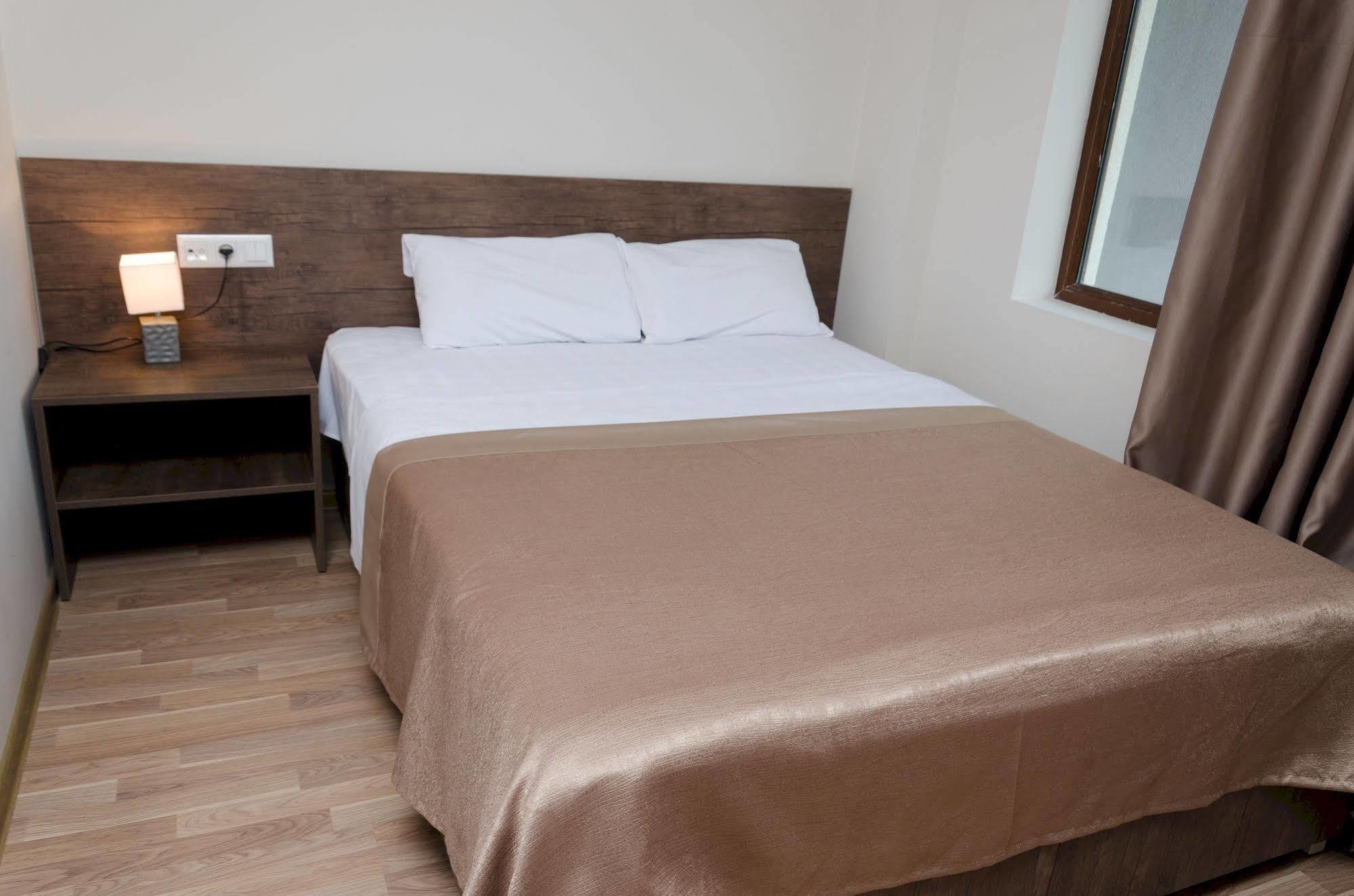 Big Bay Hotel Τυφλίδα Εξωτερικό φωτογραφία